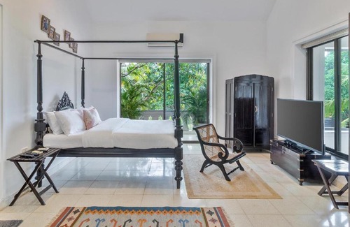 Alto de Porvorim Villa | StayVista at Vintage Hideaway Pet-Friendly Paradise with Private Pool
