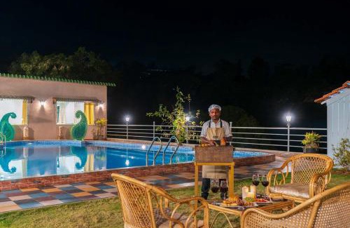 Bhilar Villa | StayVista's Tree House at Sula Wada - Cozy Home with Vintage Charm, Swimming Pool, Indoor Activities