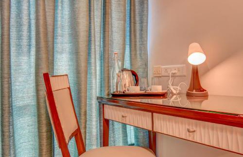 Dadar Hotel | Staywood Suites, Mumbai
