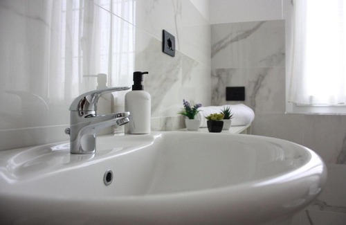 Romano di Lombardia Apartment | [Stazione] - Casa privata con veranda