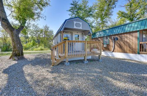 Austinville Apartment | Steamboat Rock Cabin Near Trails and River!