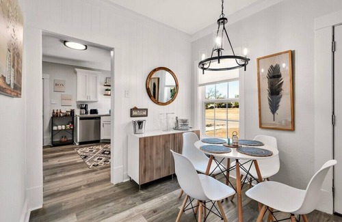 Landon Branch House | Steel Magnolias: Family & Pet Friendly, Great Price, QR Code Video Walkthrough!
