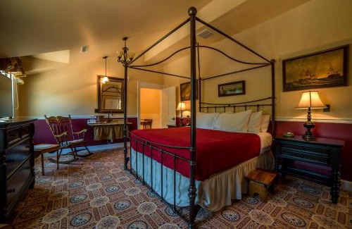Painesville Hotel | Steele Mansion Inn & Gathering Hub