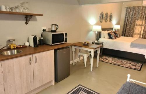 Magaliesberg Apartment | Steenkoppies semi self catering apartment