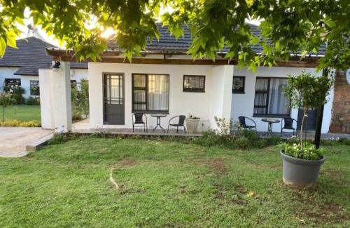 Magaliesberg Apartment | Steenkoppies semi self catering apartment