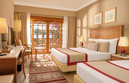 Taba Hotel | Steigenberger Hotel & Nelson Village