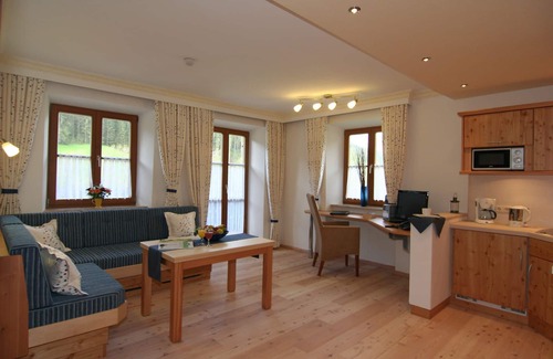 Ramsau Apartment | Steinberg - 2-zimmer-ferienwohnung, 2 Personen, Südbalkon, 40 qm, Safe, Küchenecke