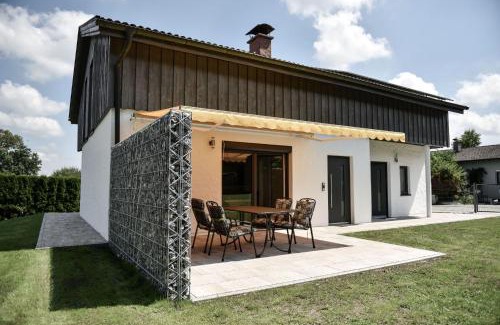 Hochburg-Ach Apartment | Steinbrunner Geschmackvolle Ferienwohnungen
