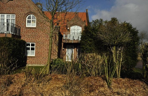 Werdum Apartment | Steinhaus Germania "Morgensonne" Whg. 4 - Holiday apartment Steinhaus Germania