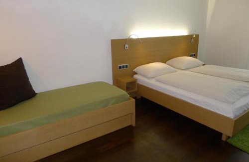 Cadipietra Hotel | Steinhauswirt