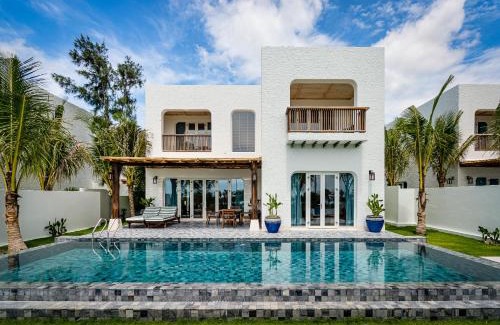 Tuy Hoa Resort | Stelia Beach Resort