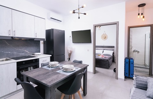 Crisostomos Apartment | Stella Apartment-breathtaking Sea View Apartment 2 Mins From the Beach!!
