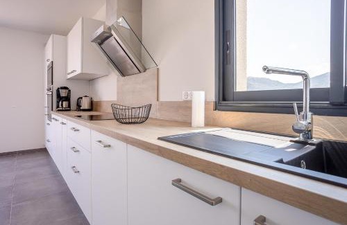 Marine de Saint Ambroggio Apartment | Stella di Luce - Appt climatisé vue mer