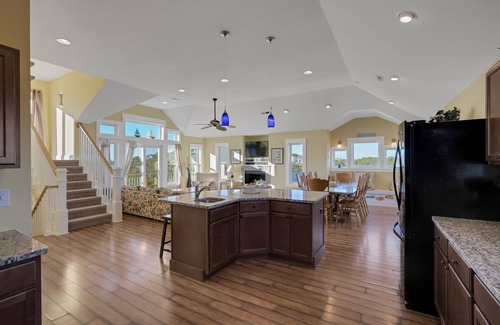Monteray Shores House | Stella Maris: 5 Master Suites, Private Pool, Monteray Shores Community
