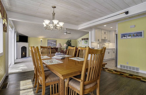 Custer House | Stella Place at Lost Lake