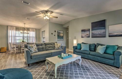 Wright House | Stellar Fort Walton Retreat about 2 Mi to Beach!