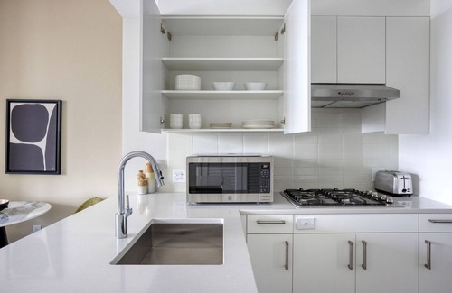 West End Apartment | Stellar North Station 1BR w/Gym & W/D, nr Dining & Shops, by Blueground