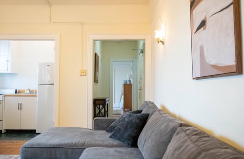 Hoboken Condo | Stellar stay in spacious comfort – Hoboken