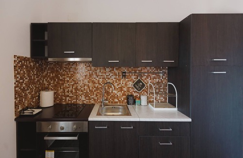 Poros House | Stellatos House
