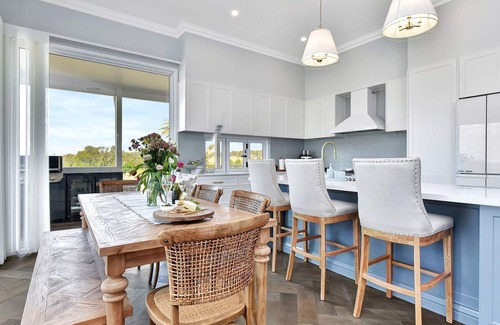 Lower Belford House | Stellaview Farmhouse, Newly Renovated in Heart of Hunter