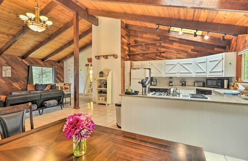 Salyer Cottage | Step-free Hawkins Bar Home Near Trinity River
