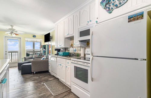 Galveston Condo | Step Right onto the Sand - Sandy Views - Seascape Resort w/Heated Pool