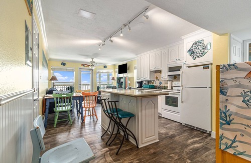 Galveston Condo | Step Right onto the Sand - Sandy Views - Seascape Resort w/Heated Pool