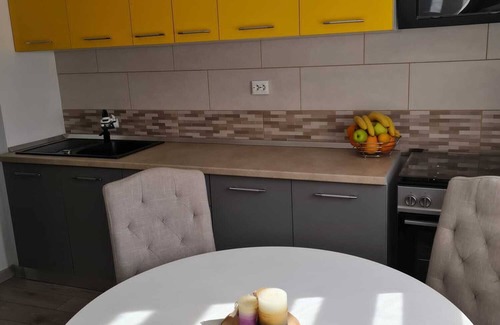 Galati Apartment | Steph Apart