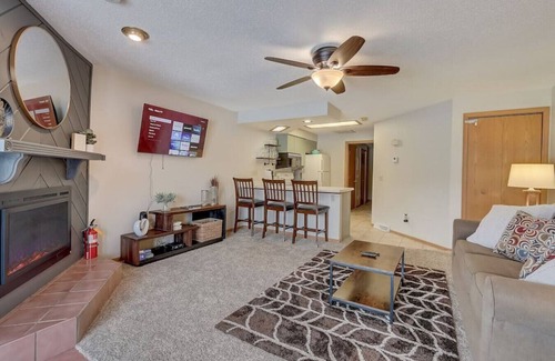 Wisconsin Dells Condo | Steph's Waterfront Retreat