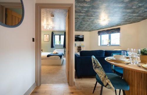 Easton Apartment | Steppe - 1 Bedroom Luxury Apartment by Mint Stays