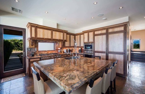 Gun Bay House | Stepping Stone 4 BR East End Luxury Oceanfront