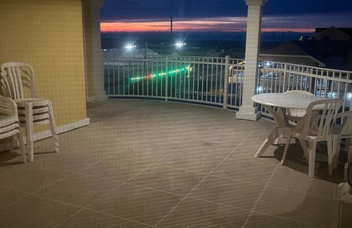 North Wildwood Condo | Steps Away From All the Fun