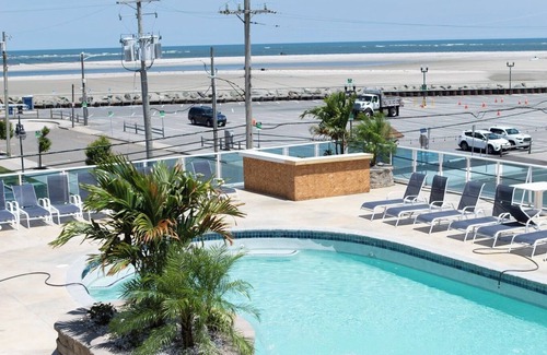 North Wildwood Condo | Steps Away From All the Fun