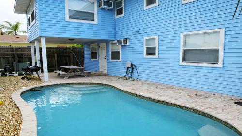 Ilexhurst Villa | Steps From Beach! Grill - Wif