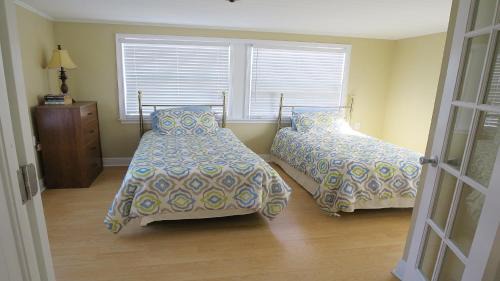Ilexhurst Villa | Steps From Beach! Grill - Wif
