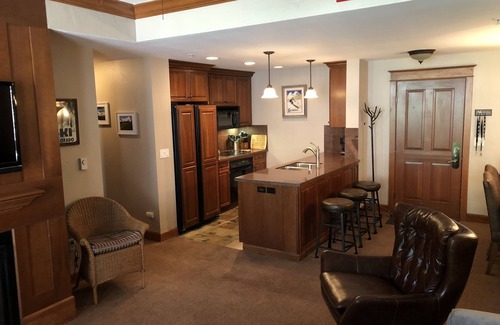 Copper Mountain Village Condo | Steps from Lift - Premium 2 bed and 2 bath condo in Mill Club