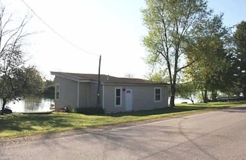 Oscoda Cottage | Steps from the Au Sable! Riverview cottage just minutes from Downtown Oscoda
