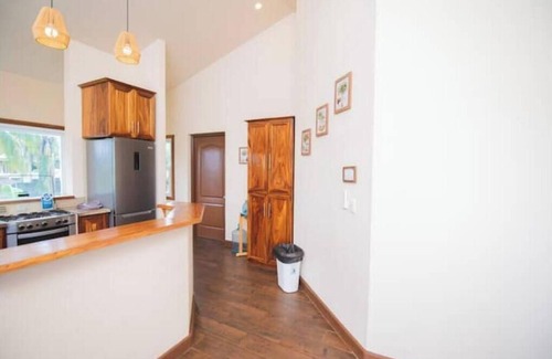 Aserradores House | Steps from the Boom Oceanview