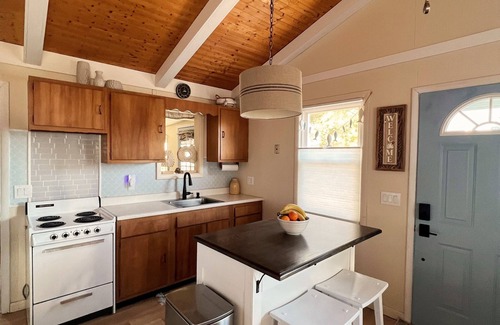 Broadkill Beach House | Steps from the Sand & Pet Friendly - Little Dune Beach House!