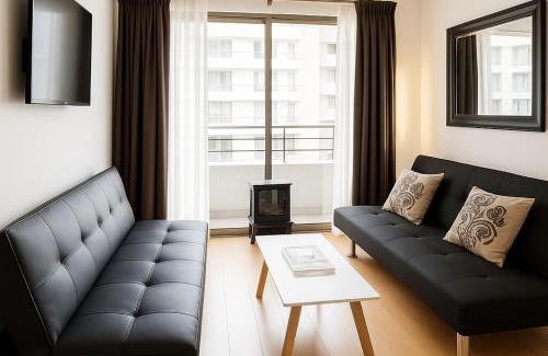 La Florida Apartment | Steps from the subway and Free Parking