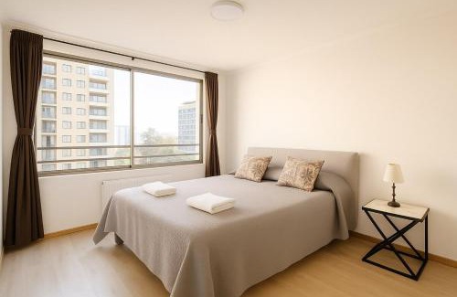 La Florida Apartment | Steps from the subway and Free Parking