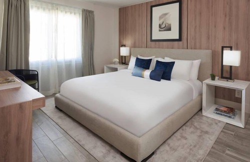 Hillsboro Beach House | Steps from the Sand in Hillsboro Beach! Outdoor Pool, Beach, Pets Allowed!