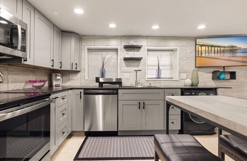 Ventnor City Apartment | Steps to Beach! Modern Garden Apt w/Patio