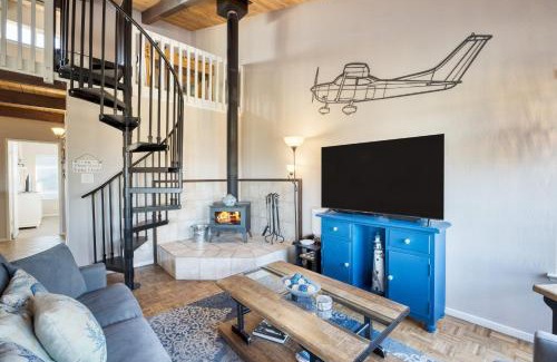 Oceano House | Steps to Beach w PatioDeck Foosball Happy Bottom Beach House by AvantStay