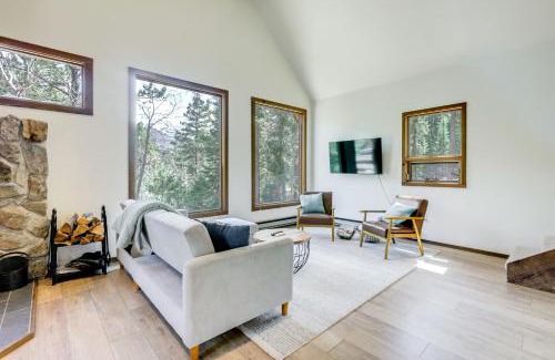 Carbondale House | Steps to Crystal River Hideaway with Mountain Views