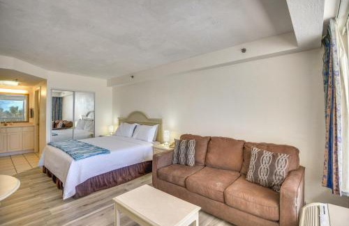 Ortona Park Apartment | Steps to Daytona Beach Sunny Studio