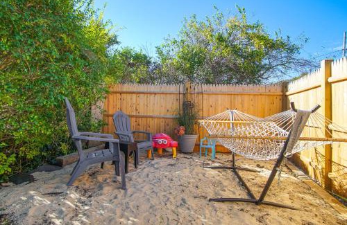 West Hyannisport House | Steps to Eats and Craigville Beach! Cape Cod Cottage