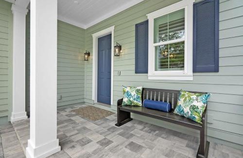 Downtown Historic District House | Steps to Ice Plant in Historic St Aug Upscale