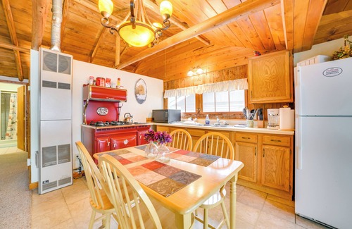 Levering Cottage | Steps to Lakefront: Dog-friendly Cabin in Levering