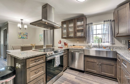 Douglasville House | Steps to Playground: Family Home in Douglasville!